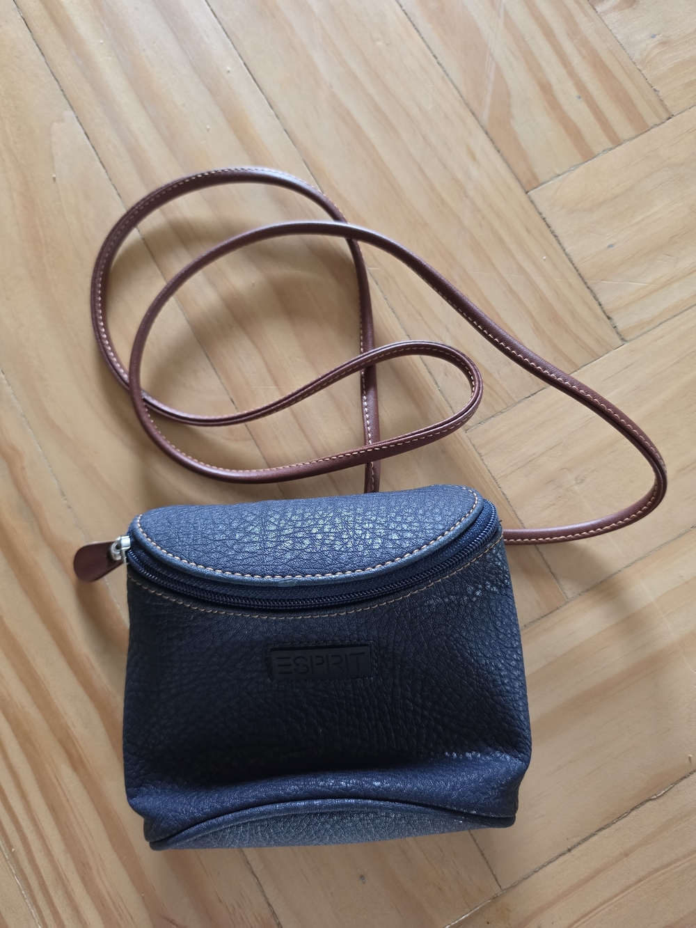 Navy Blue Esprit Small Crossbody With Zipper Peppled